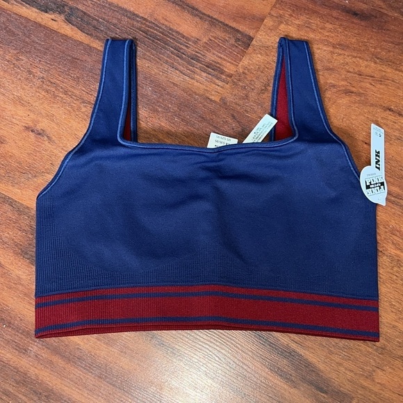 VS PINK Flip It Seamless Reversible Sports Bra navy blue & maroon medium stretch - Picture 6 of 10